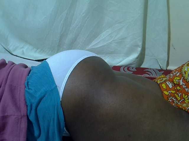 Ebonypussyy1