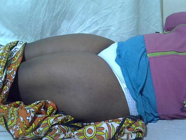 Ebonypussyy1