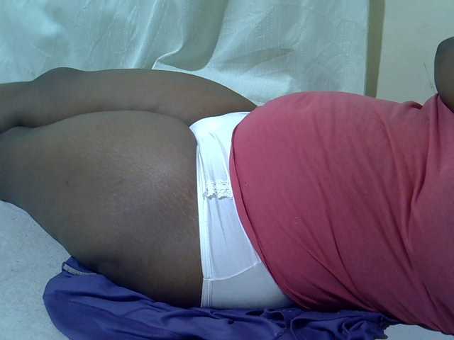 Ebonypussyy1 live cam preview