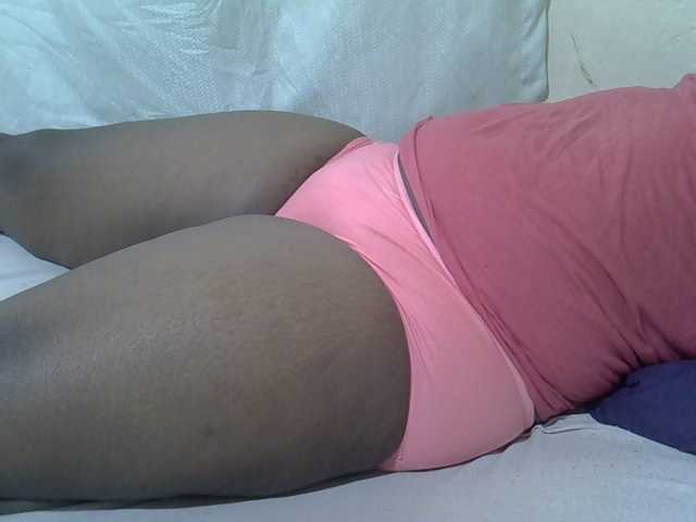 Ebonypussyy1 live webcam show