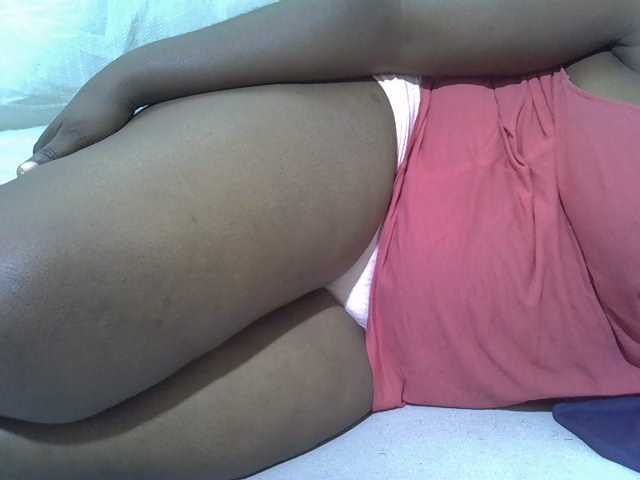 Ebonypussyy1