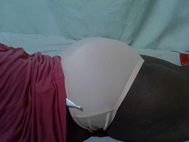 Ebonypussyy1