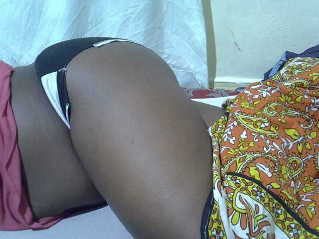 Ebonypussyy1