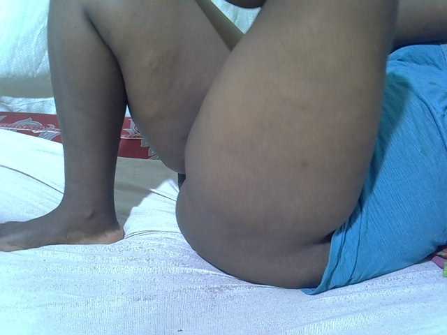 Ebonypussyy1