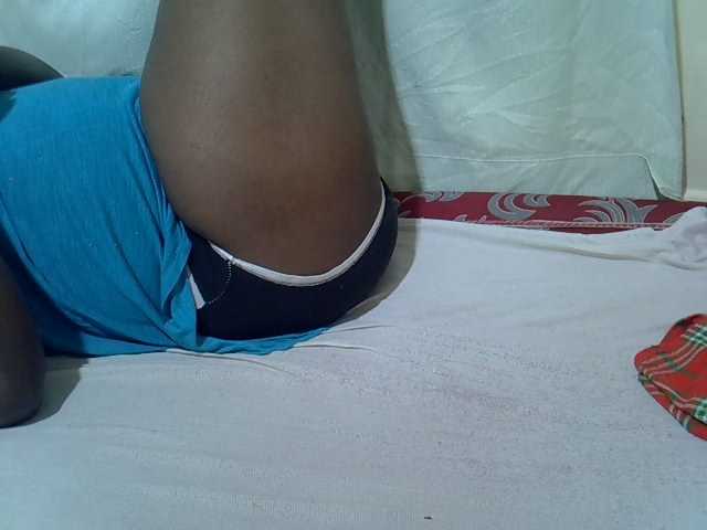 Ebonypussyy1