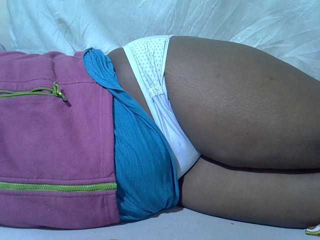 Ebonypussyy1