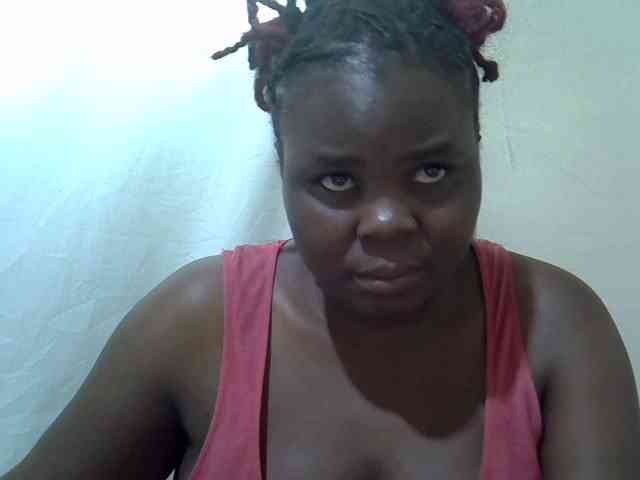 Ebonypussyy1