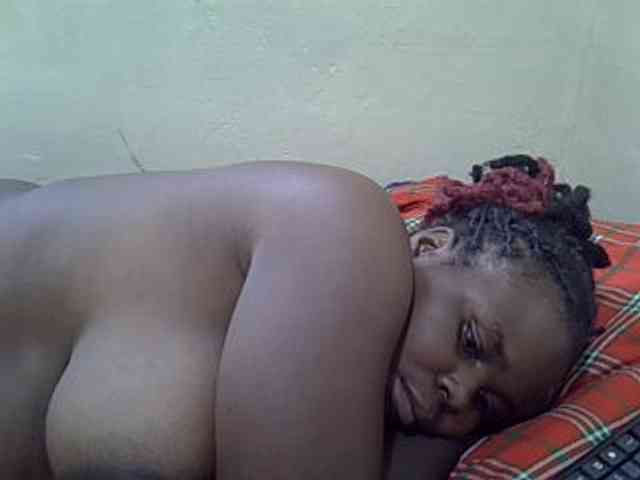 Ebonypussyy1 webcam