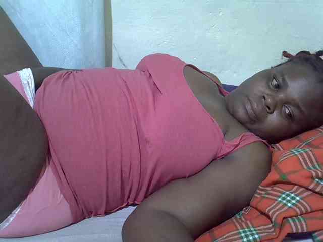 Ebonypussyy1