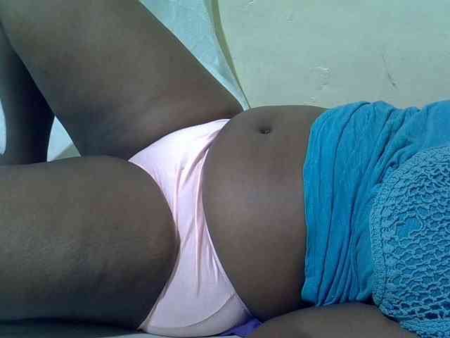 Ebonypussyy1 webcam