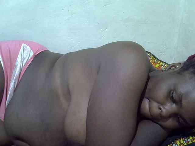 Ebonypussyy1 webcam