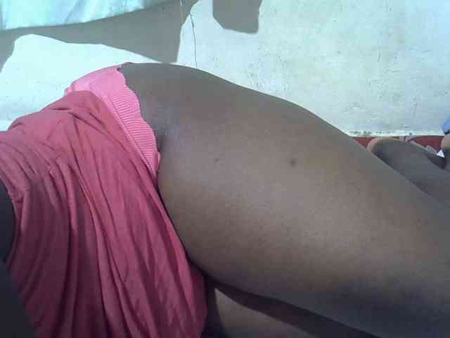 Ebonypussyy1 webcam