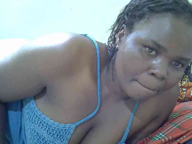 Ebonypussyy1 webcam