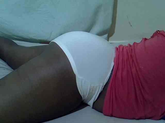 Ebonypussyy1 webcam