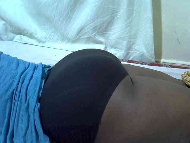 Ebonypussyy1