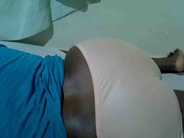 Ebonypussyy1 webcam