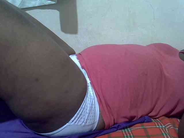 Ebonypussyy1 webcam