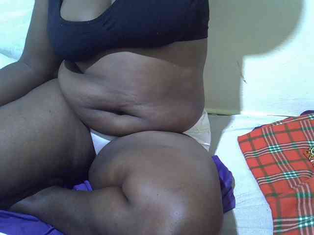 Ebonypussyy1 webcam