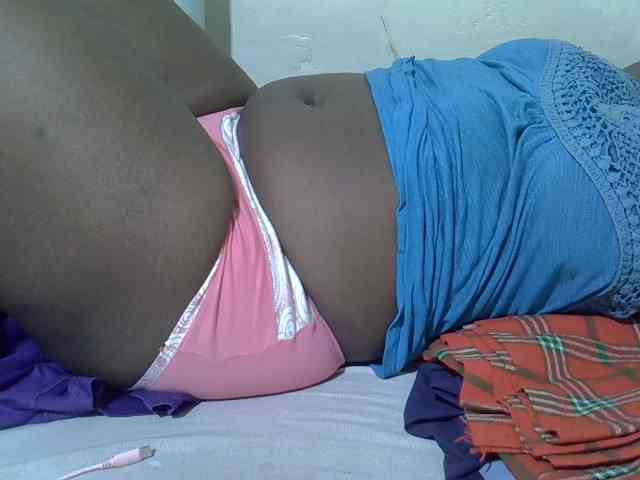 Ebonypussyy1 webcam