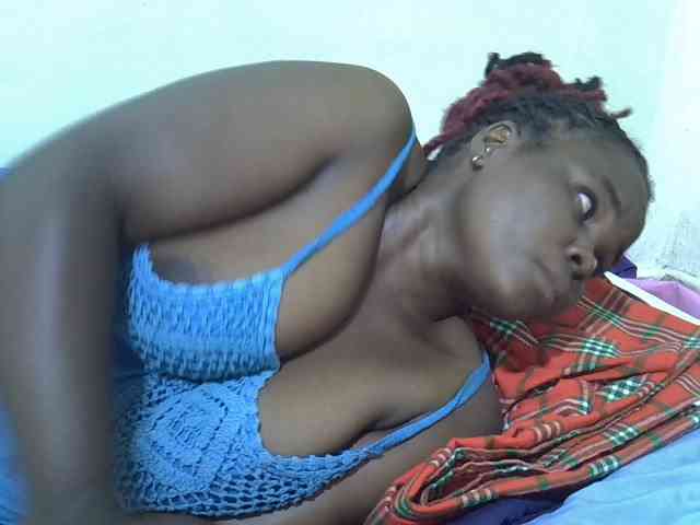 Ebonypussyy1