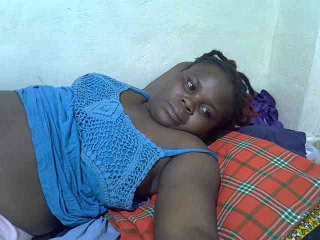 Ebonypussyy1 webcam