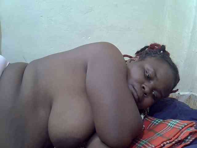 Model: Ebonypussyy1