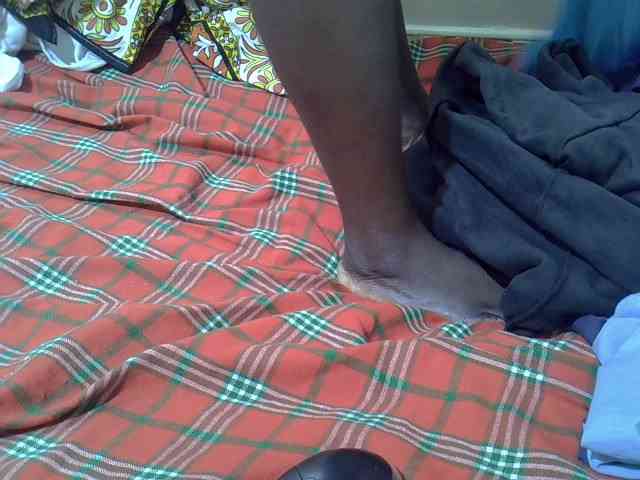 Ebonypussyy1 webcam