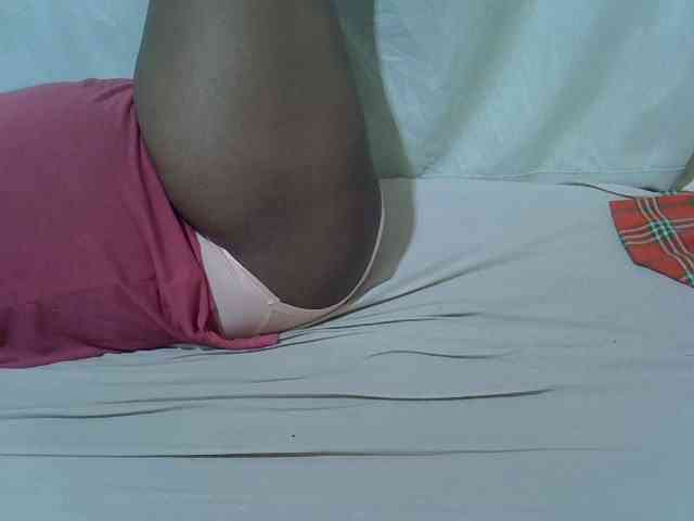 Ebonypussyy1