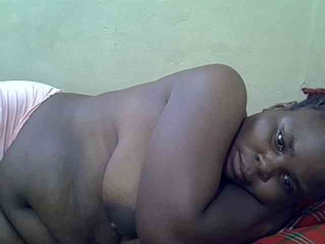 Ebonypussyy1 webcam