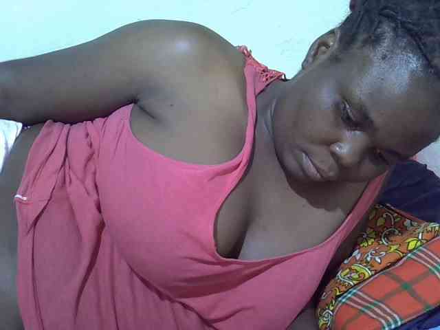 Ebonypussyy1