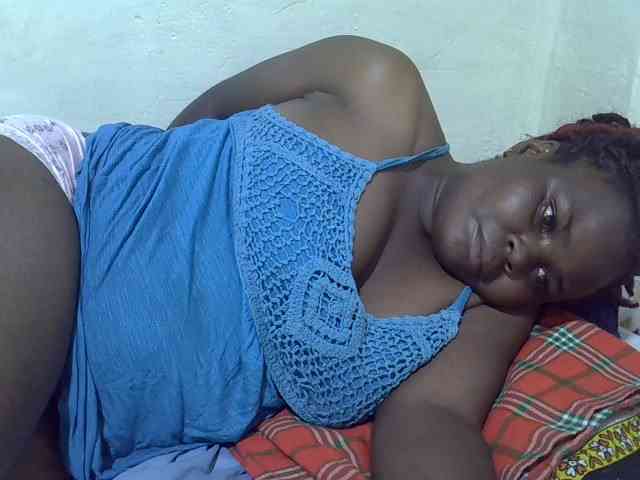 Ebonypussyy1 webcam