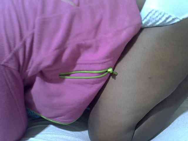 Ebonypussyy1 webcam