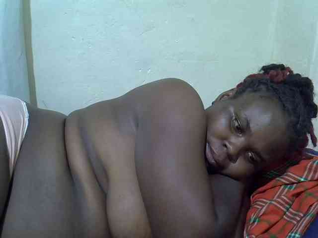 Ebonypussyy1 webcam