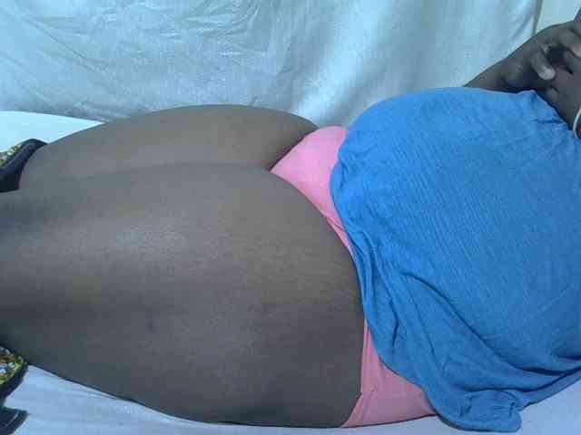 Ebonypussyy1's cam show statistics and live stream