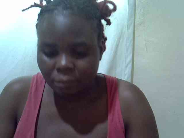 Ebonypussyy1