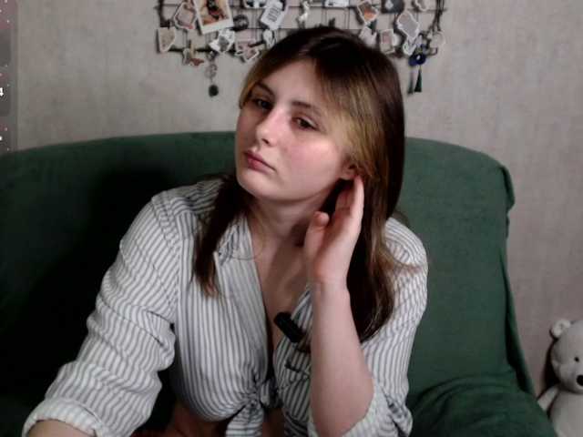 Helen-Gren live cam on BongaCams