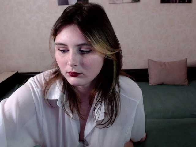 Helen-Gren live cam on BongaCams