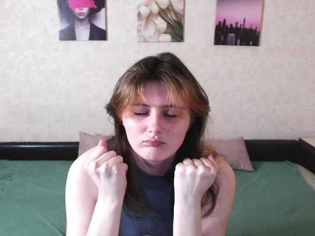 Helen-Gren live cam on BongaCams