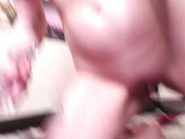 Helen-Gren live cam on BongaCams