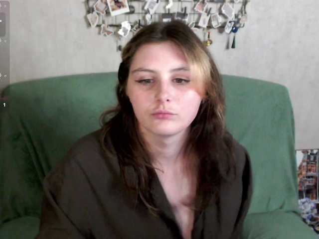 Helen-Gren live cam preview