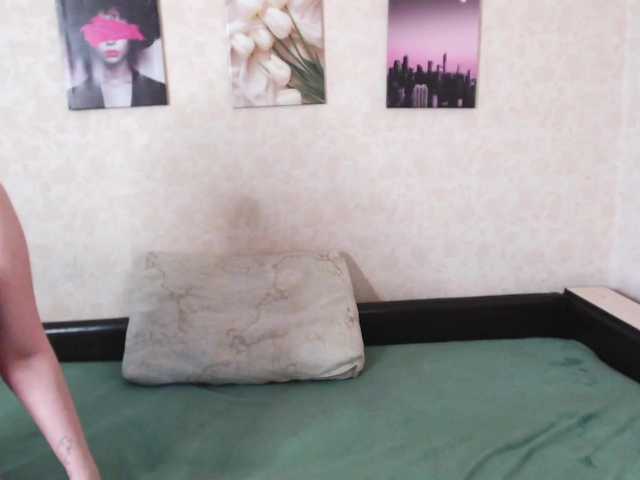 Helen-Gren live cam on BongaCams
