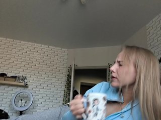 ROSALIA Porn Show