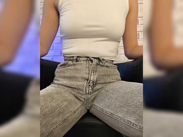 GORIGLAZ live webcam show