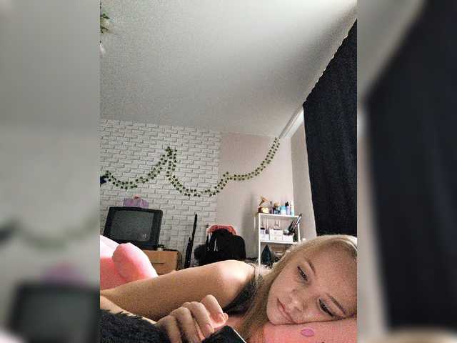 GORIGLAZ live cam on BongaCams