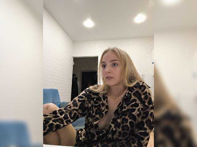 ROSALIA live webcam show
