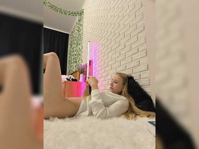 GORIGLAZ's BongaCams show and profile