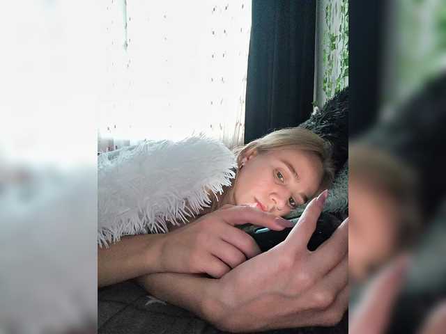GORIGLAZ live webcam show