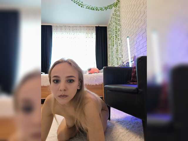 GORIGLAZ live webcam show