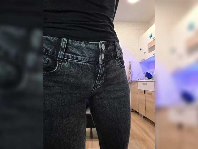 GORIGLAZ live cam on BongaCams