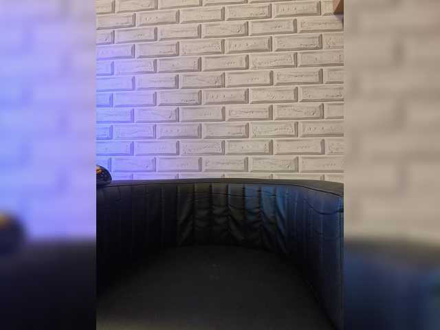 GORIGLAZ live webcam show
